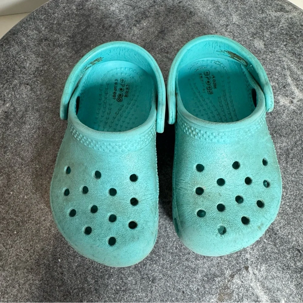 Teal Blue Crocs Rubber Clogs 6